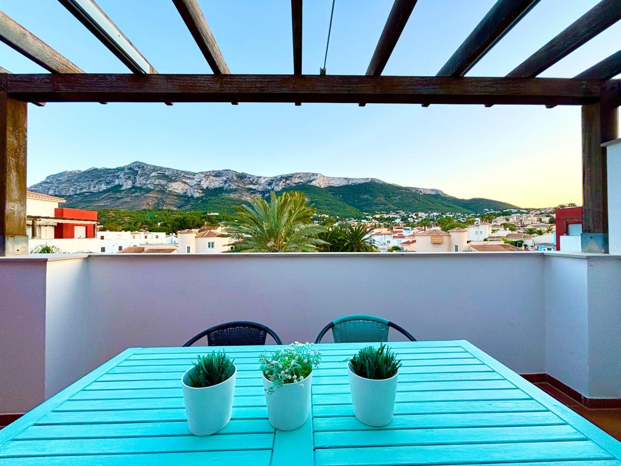 Hoteltype Penthouse 2 Beds, Parking, Wifi & Pool Stunning Views Denia Exterior photo